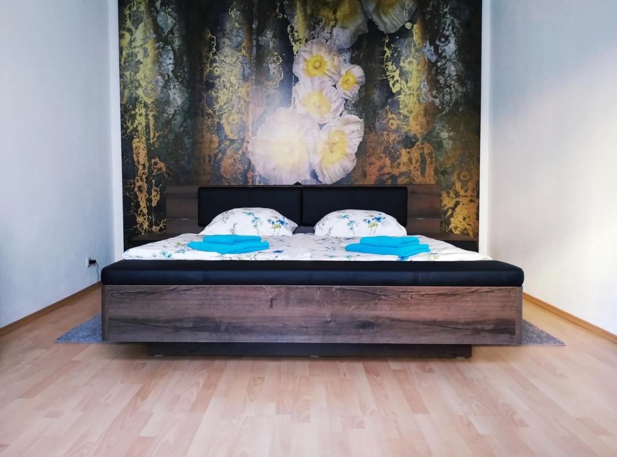 Gemutliche 2 Zimmer Wohnung - Im Herzen Von Trier Bagian luar foto