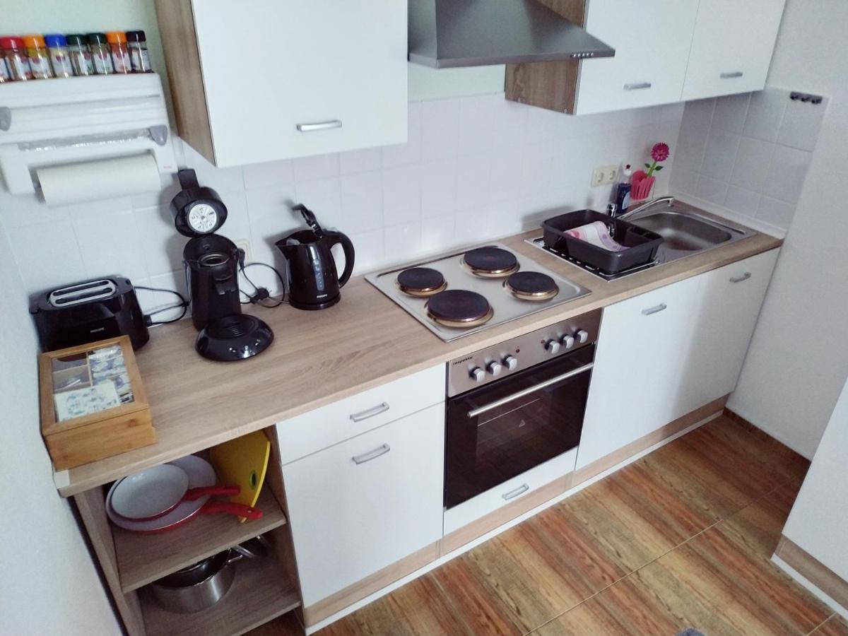 Gemutliche 2 Zimmer Wohnung - Im Herzen Von Trier Bagian luar foto